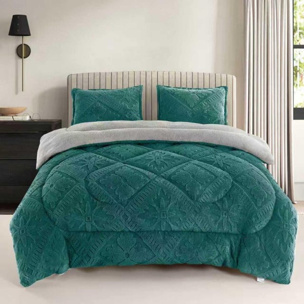  Pilota Cocolino cu blanita 200x230cm si 2 fete de perna 50x70cm, model embosat traditional, Verde [1]