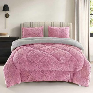  Pilota Cocolino cu blanita 200x230cm si 2 fete de perna 50x70cm, model embosat traditional, Roz