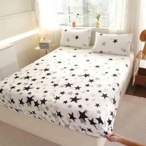 Cearsaf cu Elastic Cocolino 180x200cm si 2 fete de perna 50x70cm, Alb, stelute