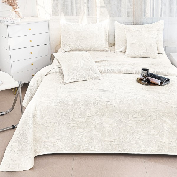 Cuvertura Pat Dublu, Bumbac cu In, Model Brodat Direct în Tesatura, 230x250 cm, 2 fete de perna 52x72cm, 2 fete de perna 46x46cm, Crem, Model Clasic [1]