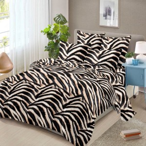 Lenjerie pat dublu, 4 piese, microfibra, Pucioasa Lenjerie pat dublu, 4 piese, microfibra, Pucioasa