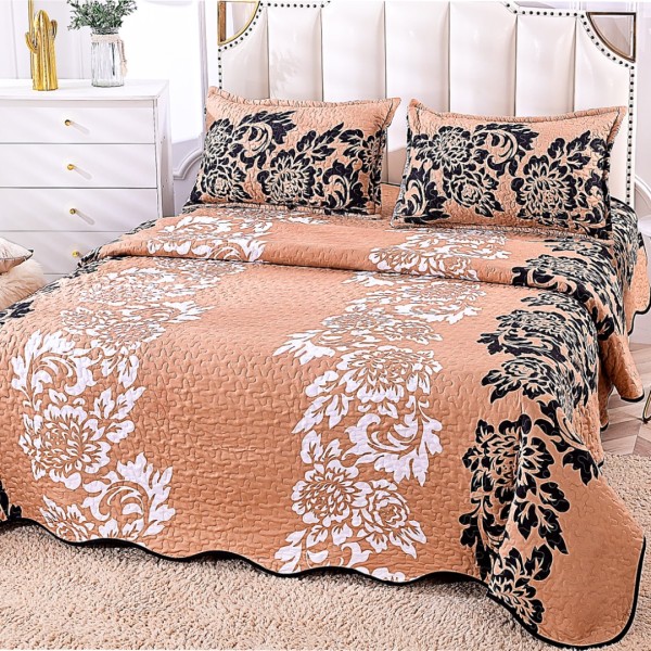 Cuvertura Matlasata din Bumbac Satinat, cu Bordura în Valuri (220x240 cm) + 2 Fete de Perna (52x72 cm), Bej, Alb, Negru, Model Floral [1]