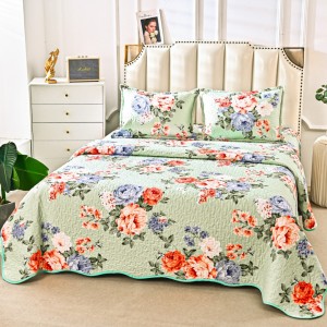 Cuvertura Matlasata din Bumbac Satinat, cu Bordura în Valuri (220x230 cm) + 2 Fete de Perna (60x80 cm), Vernil, Flori