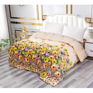 Patura pufoasa cocolino 200x230cm, 240g/mp, Crem, Floricele Verzi Patura pufoasa cocolino 200x230cm, 240g/mp, Crem, Floricele Verzi