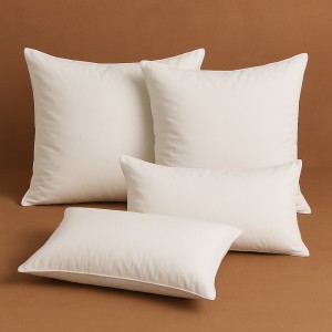 Set 4 perne dreptunghiulare si patrate Set 4 perne dreptunghiulare si patrate