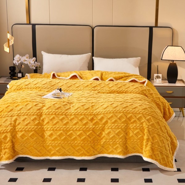 Pătură Premium, 200x230cm, CoCoLiNo, Grofată, cu Model 3D Tip Tricotaj și Bordură din Blăniță Contrastantă – Eleganță și Căldură Absolută, Galben [1]