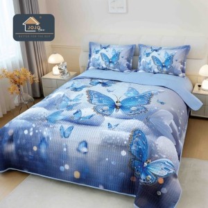Cuvertura Matlasată, Bumbac Finet, cu Imprimeu 5D, 220x240cm + 2 fete de perna 50x70cm, Bleu, Fluturi Cuvertura Matlasată, Bumbac Finet, cu Imprimeu 5D, 220x240cm + 2 fete de perna 50x70cm, Bleu, Fluturi