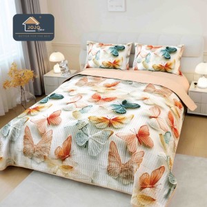 Cuvertura Matlasată, Bumbac Finet, cu Imprimeu 5D, 220x240cm + 2 fete de perna 50x70cm, Bej, Fluturi