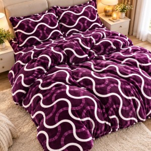 Lenjerie pat dublu, Super Pufoasa COCOLINO,cu ELASTIC, 4 piese, Mov, Dungi