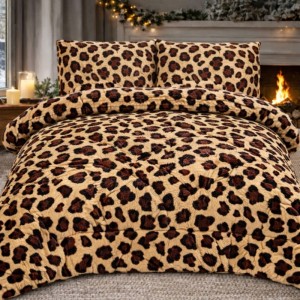 Pilota Cocolino 200x230cm si 2 fete de perna 50x70cm, Bej, Maro, Animal Print Pilota Cocolino 200x230cm si 2 fete de perna 50x70cm, Bej, Maro, Animal Print