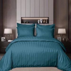 Lenjerie HoReCa, pat dublu, Damasc Finetat Deluxe cu Elastic, 6 piese, Pucioasa, Turcuaz Lenjerie HoReCa, pat dublu, Damasc Finetat Deluxe cu Elastic, 6 piese, Pucioasa, Turcuaz