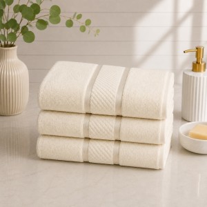 Set 3 prosoape mari, Line, 70x130cm, din 100% bumbac pakistanez,  400g, Alb Unt