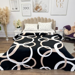 Patura pufoasa cocolino 200x230cm, 240g/mp, Negru, Cercuri