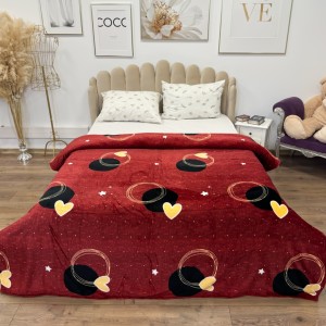 Patura Pufoasa CoCoLiNo (Fleece), 200x230cm, 240gr/mp, Visiniu, Inimioare - Răsfățul Perfect pentru Serile Racoroase