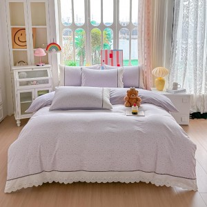 Lenjerie de Pat Premium, Bumbac 100%, cu Broderie si Volanase din Dantela, 4 Piese, Cearsaf cu Elastic, Lila, Flori Lenjerie de Pat Premium, Bumbac 100%, cu Broderie si Volanase din Dantela, 4 Piese, Cearsaf cu Elastic, Lila, Flori