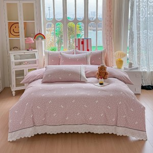 Lenjerie de Pat Premium, Bumbac 100%, cu Broderie si Volanase din Dantela, 4 Piese, Cearsaf cu Elastic, Alb, Roz, Fluturi, Flori Lenjerie de Pat Premium, Bumbac 100%, cu Broderie si Volanase din Dantela, 4 Piese, Cearsaf cu Elastic, Alb, Roz, Fluturi, Flori