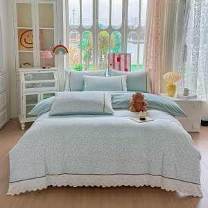 Lenjerie de Pat Premium, Bumbac 100%, cu Broderie si Volanase din Dantela, 4 Piese, Cearsaf cu Elastic, Bleu, Floricele Lenjerie de Pat Premium, Bumbac 100%, cu Broderie si Volanase din Dantela, 4 Piese, Cearsaf cu Elastic, Bleu, Floricele