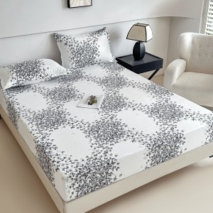 Cearsaf cu elastic, Bumbac FINET, 160/180x200cm, 2 fete de perne 50x70cm, Jojo Home, Alb, Gri, Fluturi