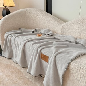 Patura Premium Tip Casmir cu Capsa 100x140 cm - Gri deschis