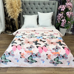 Pătură Super Soft Cocolino, 200x230 cm – Răsfăț absolut în zilele reci, Roz, fluturi