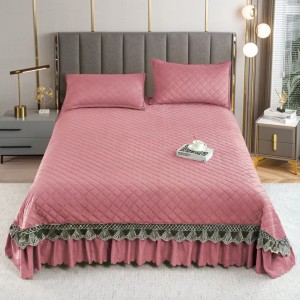 Cuvertura pat dublu, 3 piese, Catifea Matlasata cu Broderie, Roz