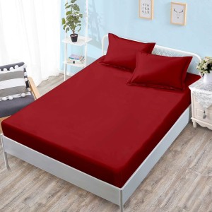 Cearsaf cu elastic, FINET, 180x200cm, 2 fete de perne 50x75cm, Rosu