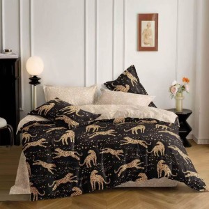 Lenjerie pat dublu cu Elastic, bumbac satinat, Maro, Negru, animal print Lenjerie pat dublu cu Elastic, bumbac satinat, Maro, Negru, animal print