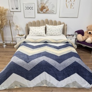 Patura Pufoasa CoCoLiNo (Fleece), 200x230cm, 240gr/m, Antracit, Bej, Crem, Zig-Zag - Răsfățul Perfect pentru Serile Racoroase
