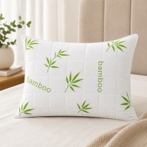 Perna BAMBOO matlasata, 50x70 cm Alb-Verde, Fabricata in Romania