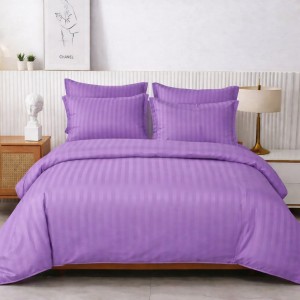 Lenjerie HoReCa, pat dublu, Damasc Finetat Deluxe cu Elastic, 6 piese, Mov Lenjerie HoReCa, pat dublu, Damasc Finetat Deluxe cu Elastic, 6 piese, Mov