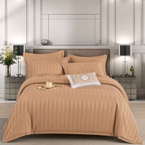 Lenjerie HoReCa, pat dublu, Damasc Finetat Deluxe cu Elastic, 6 piese, Maro
