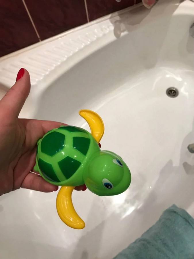 Jucărie de baie cu șurub verde cu broască țestoasă de apă