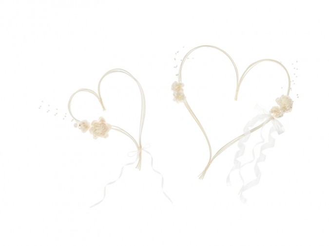 Rattan hearts with posies cream (Set 2 bucati)