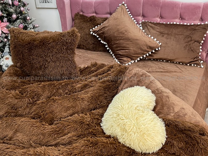 Lenjerie pat super pufoasa COCOLINO Fluffy cu ciucuri, 6 piese, MARO