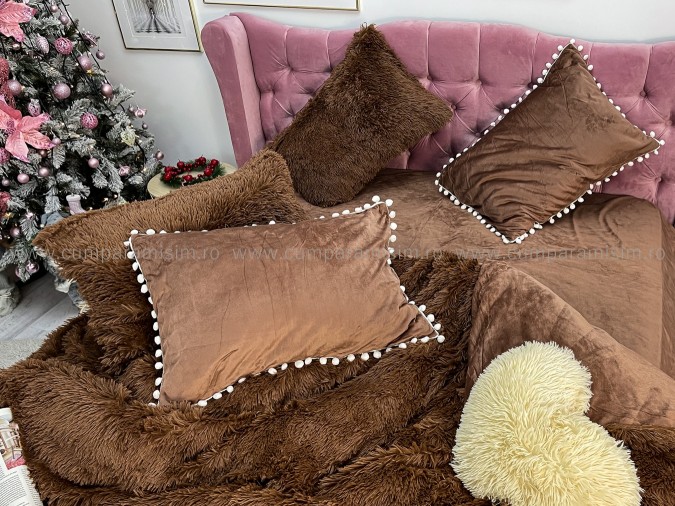 Lenjerie pat super pufoasa COCOLINO Fluffy cu ciucuri, 6 piese, MARO