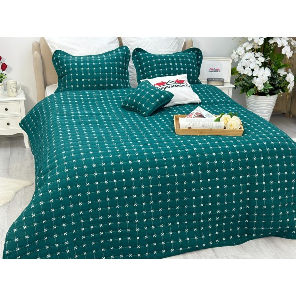 Cuvertura Brodata pat dublu cu 3 fete de perna, verde smarald cod CVS18 [1]