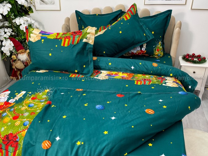 Lenjerie pat dublu, BUMBAC FINET, 6 piese, cu ELASTIC, X-Mass Collection, Jojo Home, Verde-Multicolor, Mos Craciun, brazi, cadouri