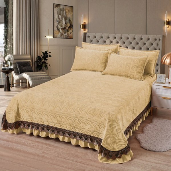 Cuvertura pat dublu, 3 piese, Catifea Matlasata 230x250cm + 2 fete de perne 50x70cm, Crem [1]