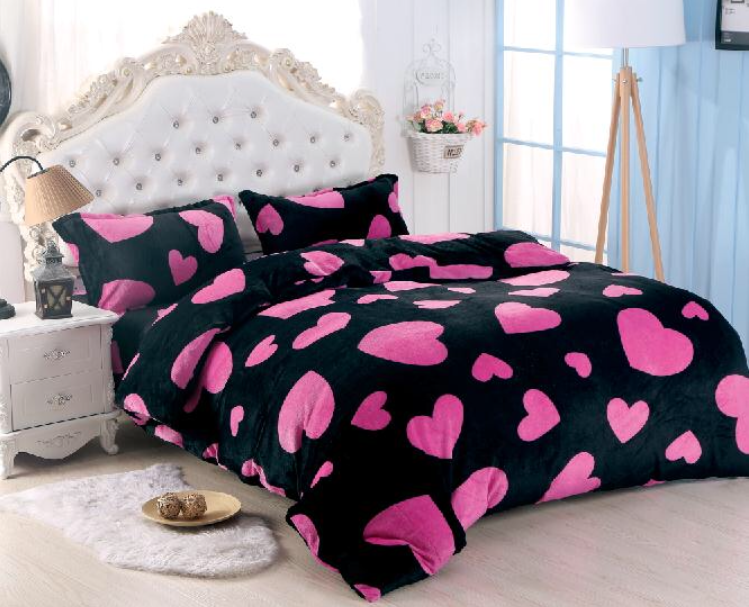 Lenjerie pentru pat dublu pufoasa COCOLINO Hearts Pink